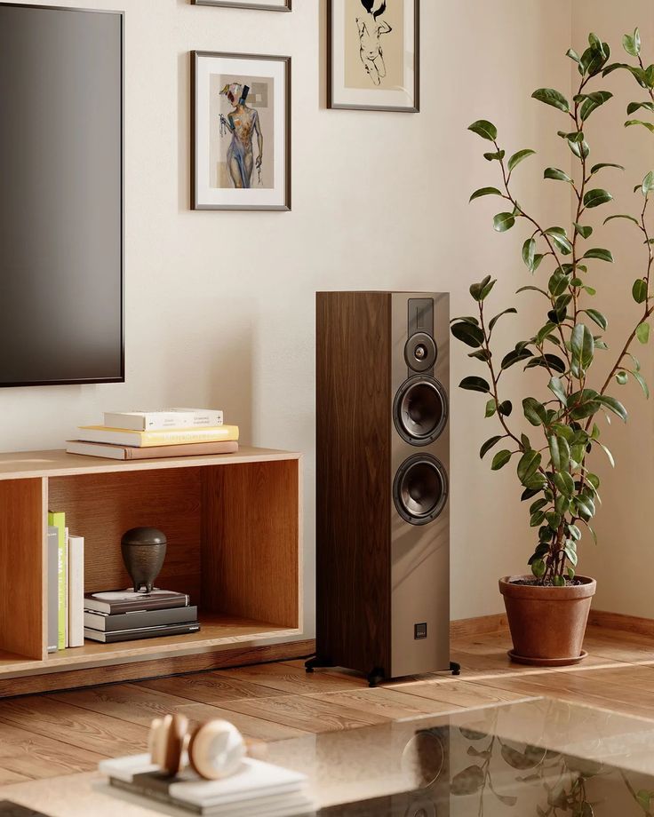 Floorstanding vs Bookshelf Speakers: Which Audio Solution Is Right for You?